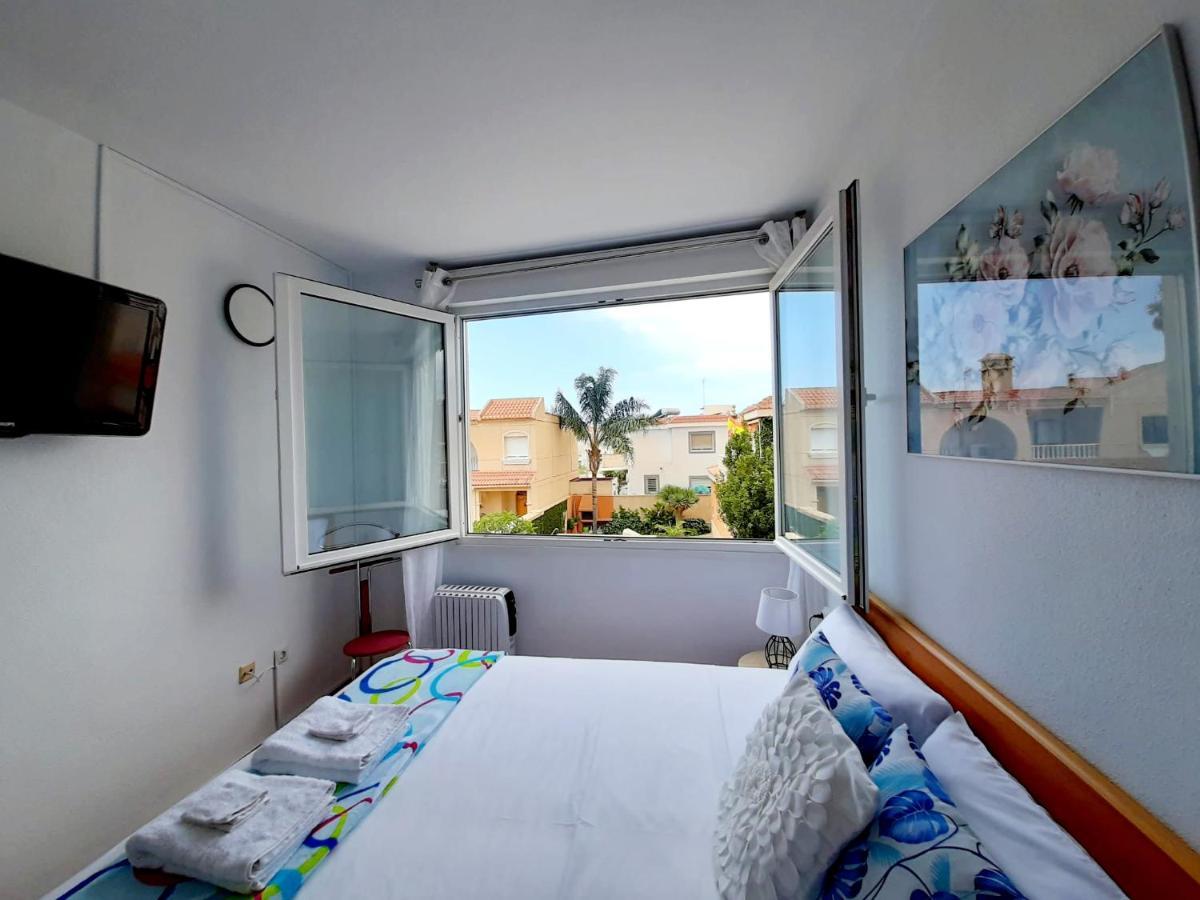 Habitacion Avilena Tropical En Aguadulce Almeria Bagian luar foto