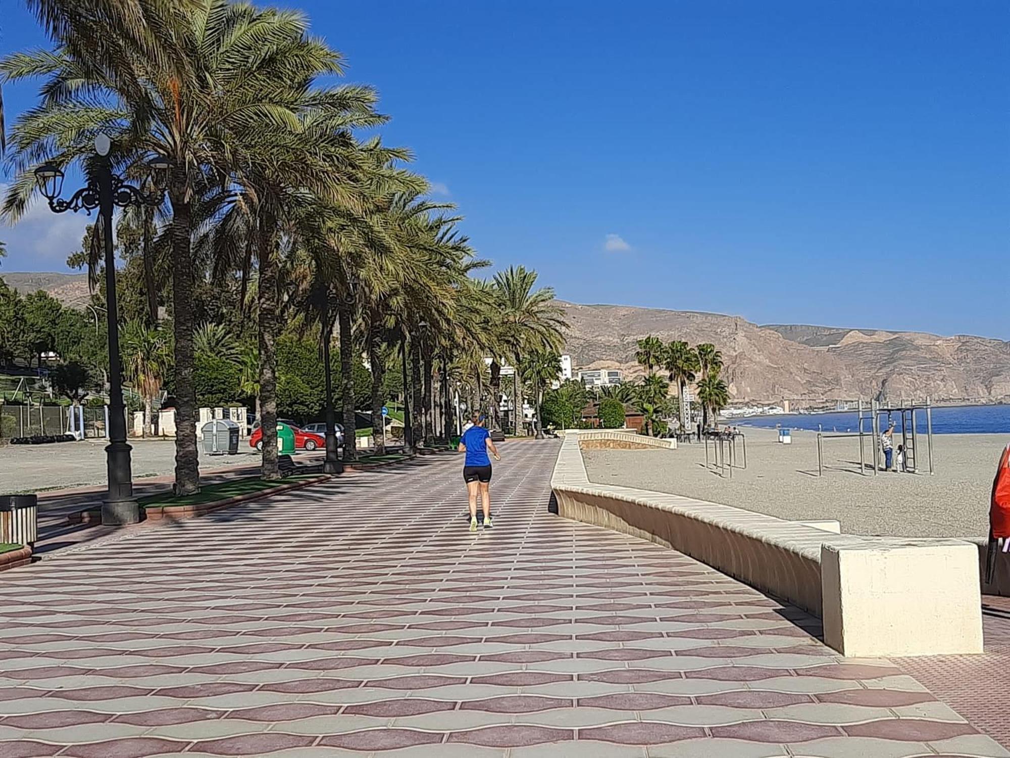 Habitacion Avilena Tropical En Aguadulce Almeria Bagian luar foto