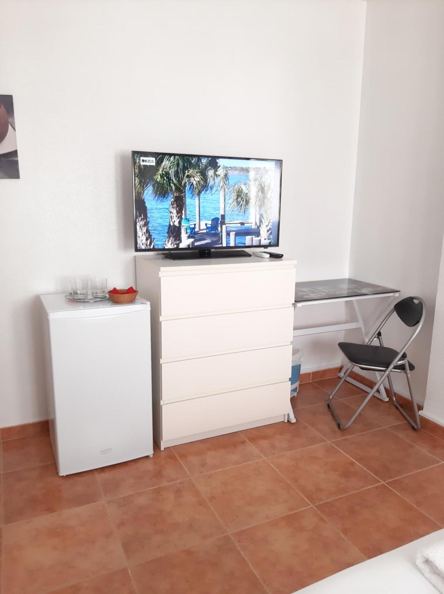 Habitacion Avilena Tropical En Aguadulce Almeria Ruang foto